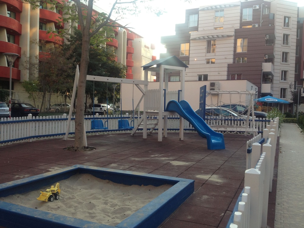Admiral Plaza Apartments — Attractions for children in Sunny Beach, Burgas Region