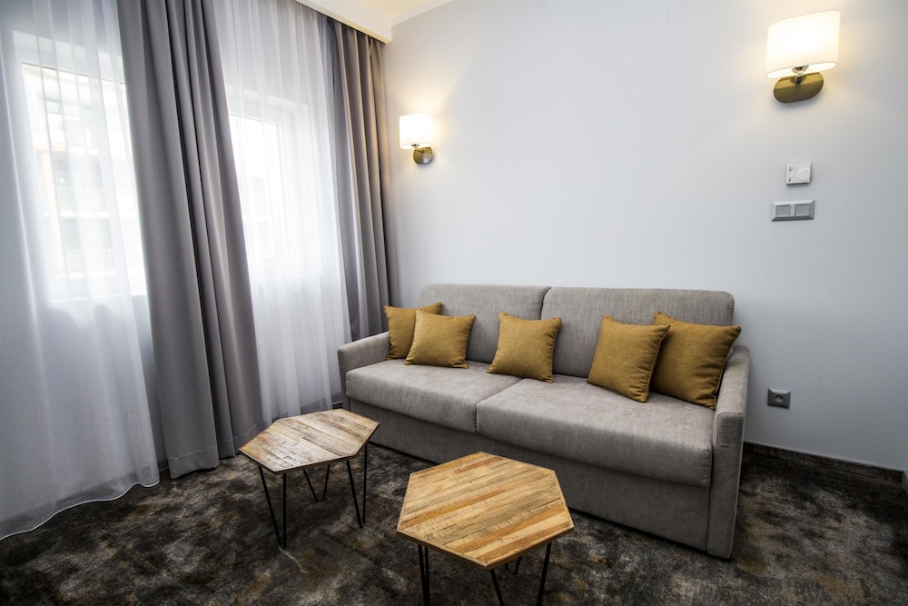 Best Western Plus Premium Inn — Hotel rooms in Sunny Beach, Burgas Region