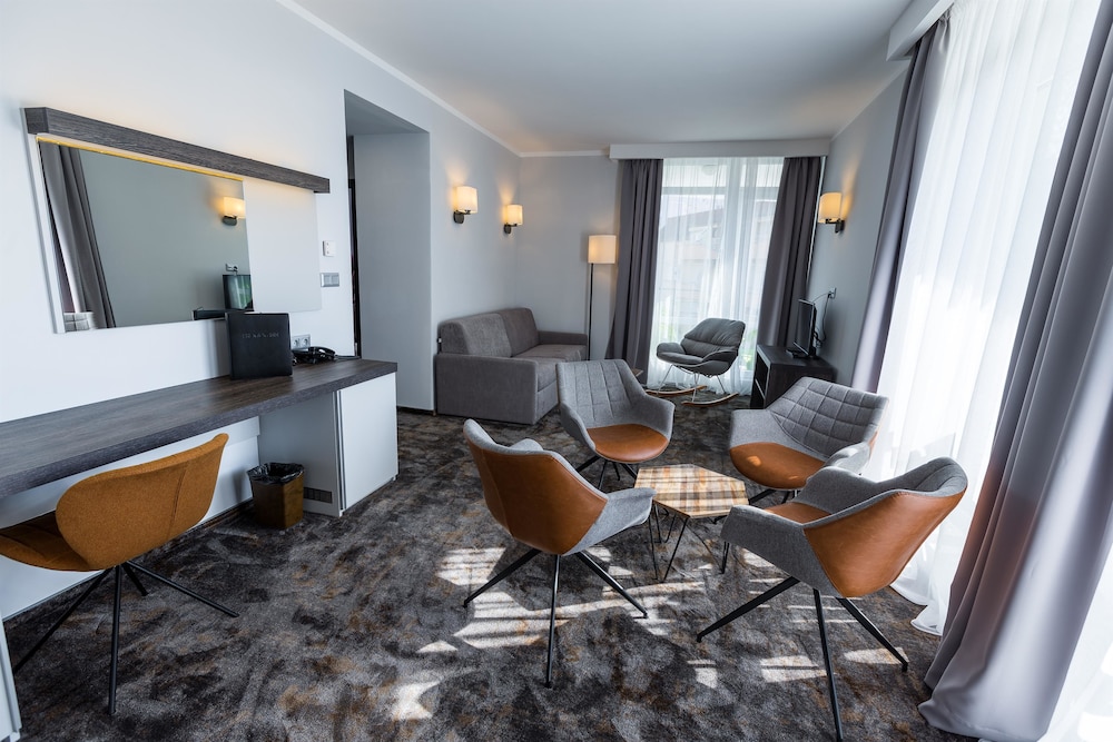 Best Western Plus Premium Inn — Hotel rooms in Sunny Beach, Burgas Region