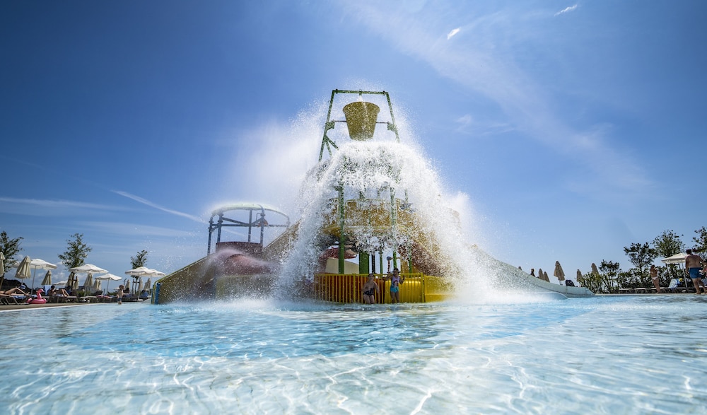 Wave Resort – Ultra All Inclusive — On-site activities in Pomorie, Burgas Region
