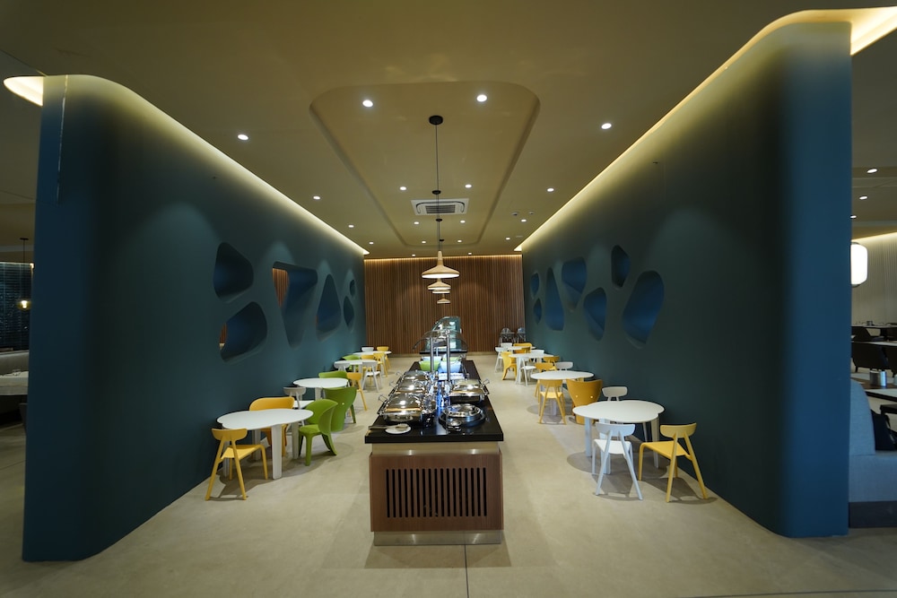 Wave Resort – Ultra All Inclusive — Restaurant in Pomorie, Burgas Region