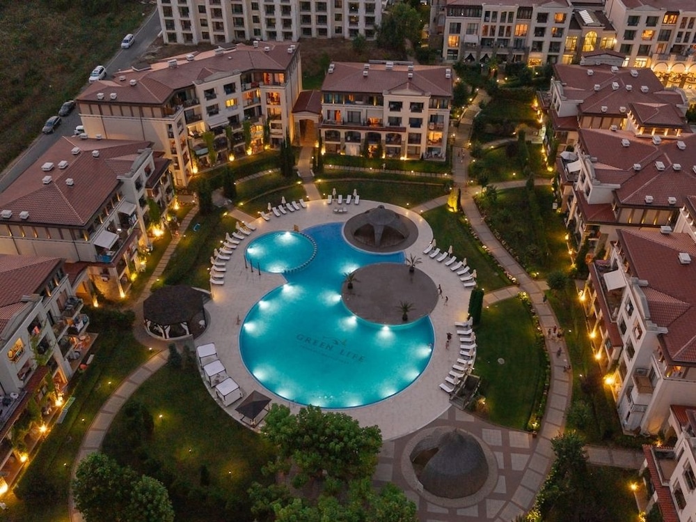 Green Life Beach Resort Sozopol — Swimming pool in Sozopol, Burgas Region