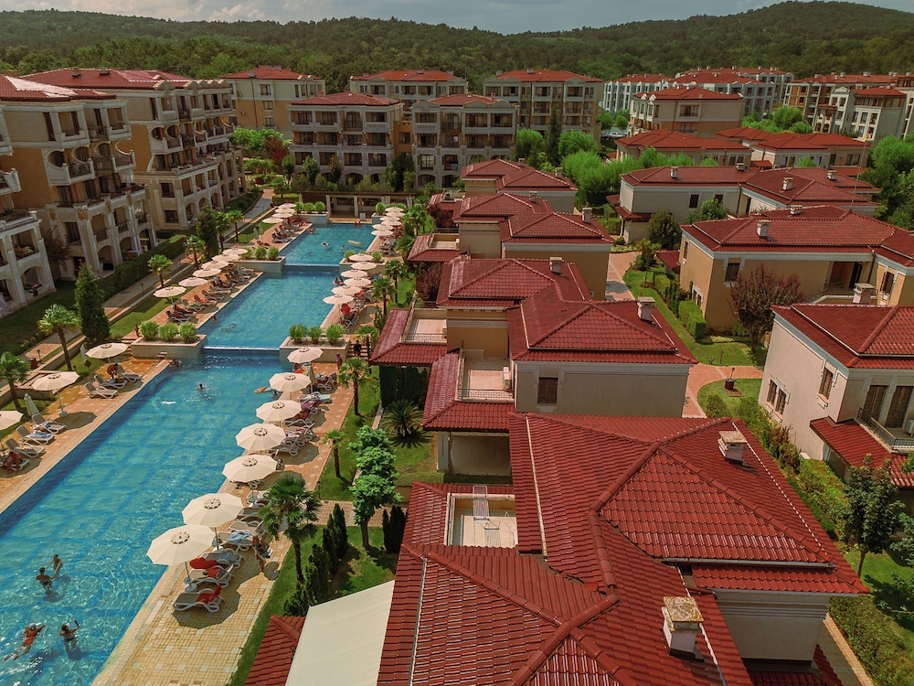 Green Life Beach Resort Sozopol — Swimming pool in Sozopol, Burgas Region