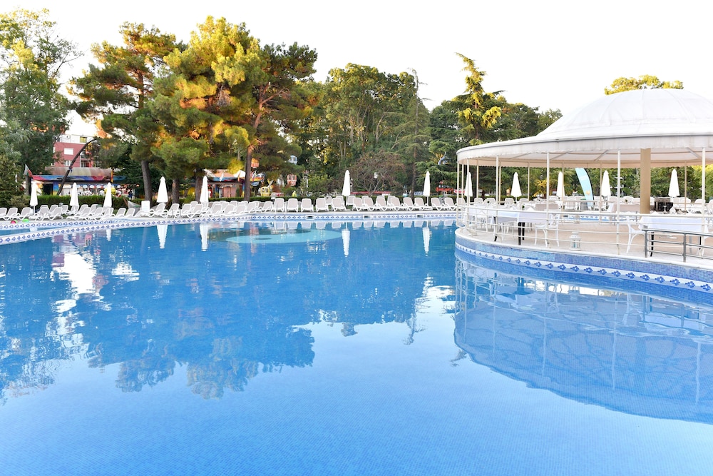 iHotel Sunny Beach — Swimming pool in Sunny Beach, Burgas Region