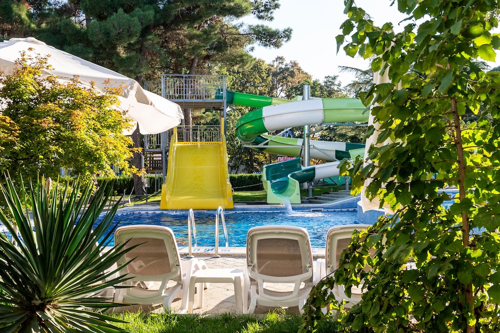 iHotel Sunny Beach — Swimming pool in Sunny Beach, Burgas Region