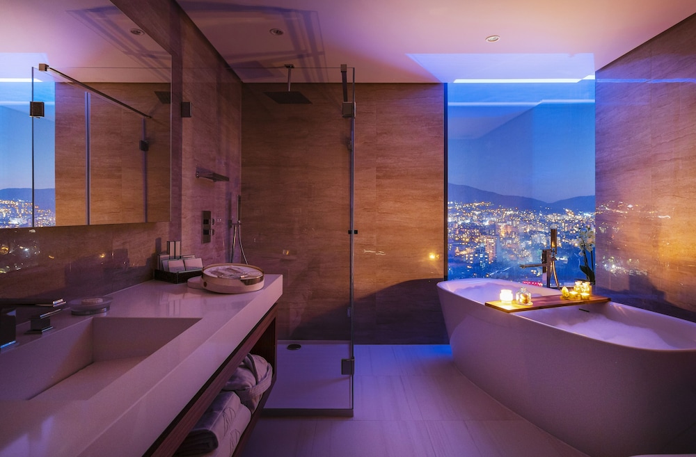 Grand Hotel Millennium Sofia — Hotel rooms in Sofia, Sofia (province)