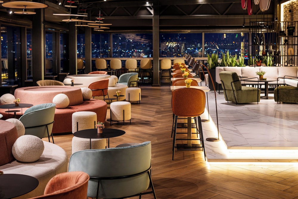 Grand Hotel Millennium Sofia — Restaurant & bars in Sofia, Sofia (province)