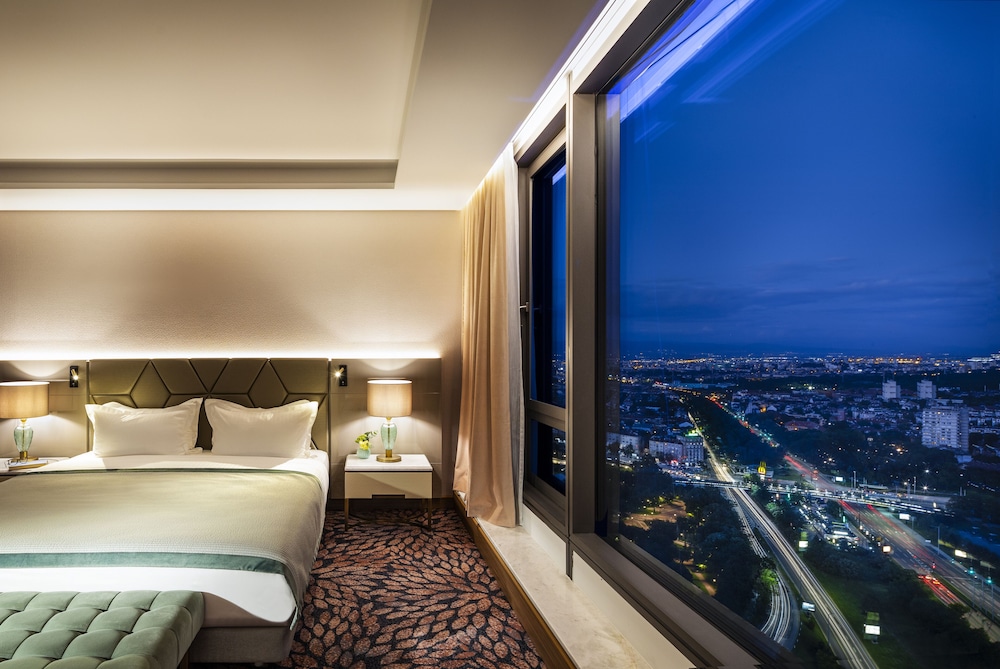 Grand Hotel Millennium Sofia — Hotel rooms in Sofia, Sofia (province)