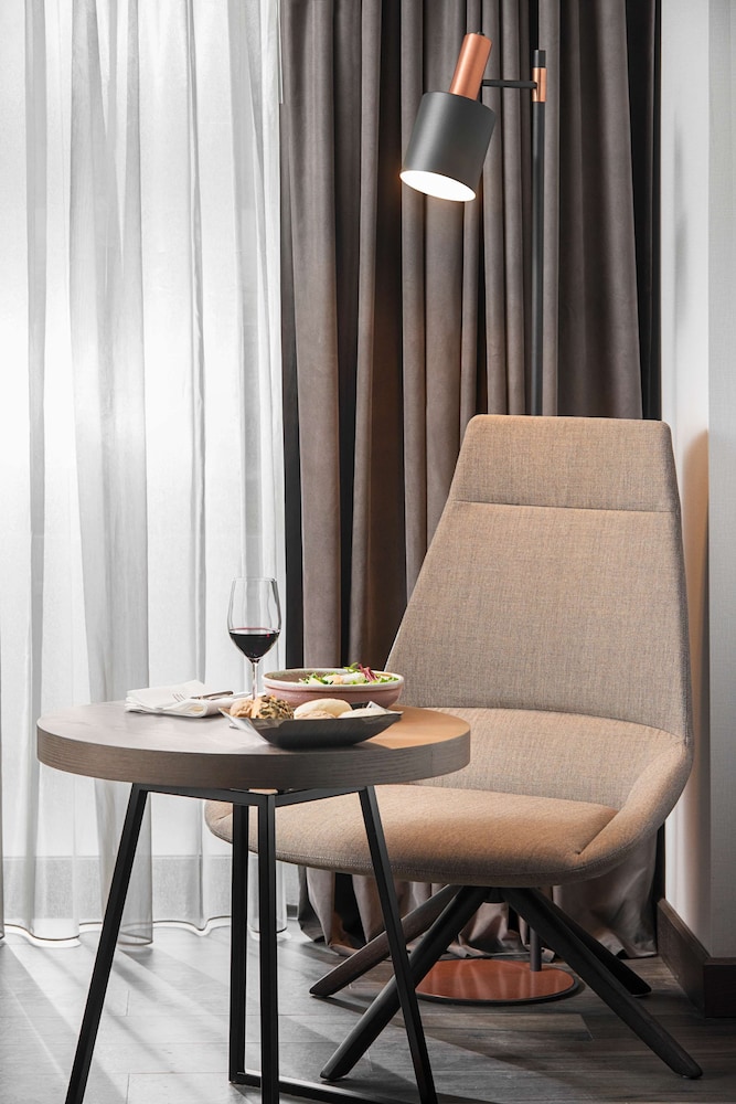 Hyatt Regency Sofia — Hotel rooms in Sofia, Sofia (province)