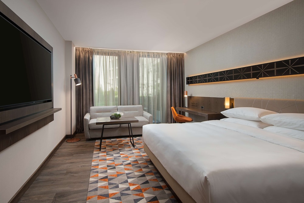 Hyatt Regency Sofia — Hotel rooms in Sofia, Sofia (province)