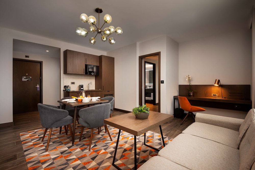 Hyatt Regency Sofia — Hotel rooms in Sofia, Sofia (province)