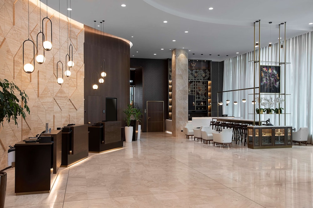 Hyatt Regency Sofia — Restaurant & bars in Sofia, Sofia (province)