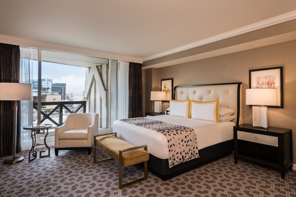 Caesars Palace — Hotel rooms in Las Vegas, Nevada