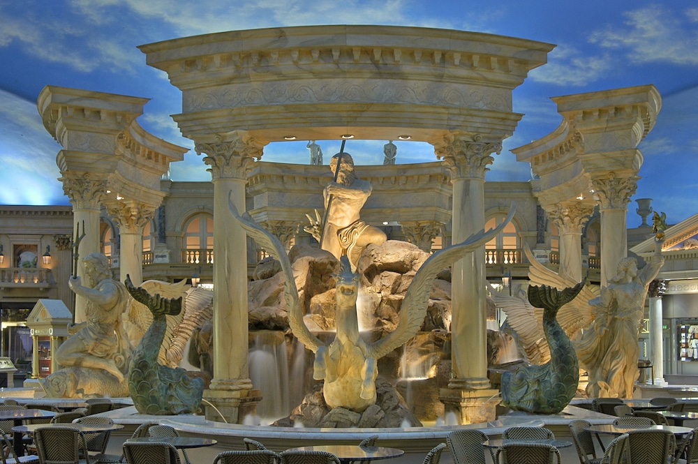 Caesars Palace — Restaurant & bars in Las Vegas, Nevada