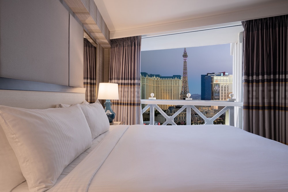Caesars Palace — Hotel rooms in Las Vegas, Nevada