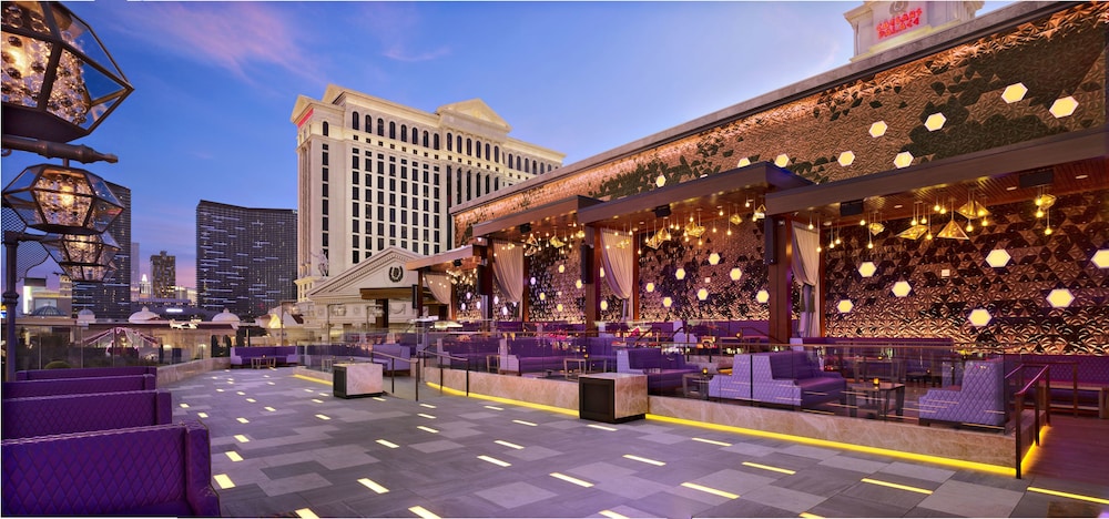 Caesars Palace — Restaurant & bars in Las Vegas, Nevada