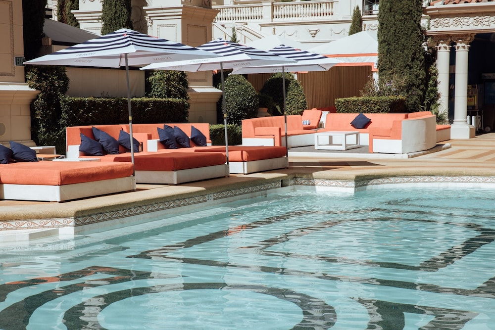 Caesars Palace — Swimming pool in Las Vegas, Nevada