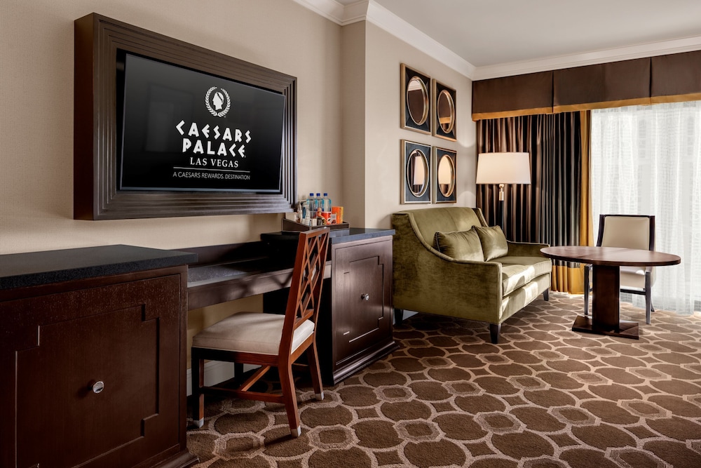 Caesars Palace — Hotel rooms in Las Vegas, Nevada