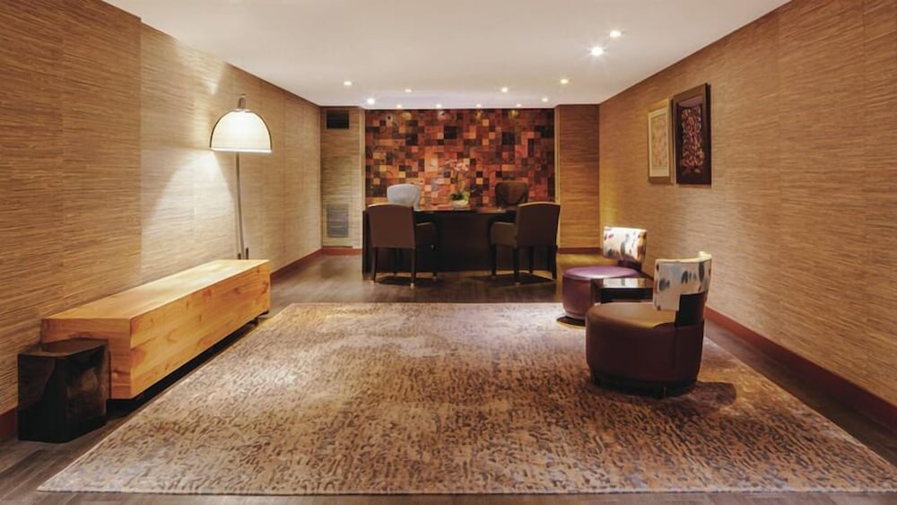 NOBU Las Vegas – A Caesars Rewards Destination — Hotel building in Las Vegas, Nevada