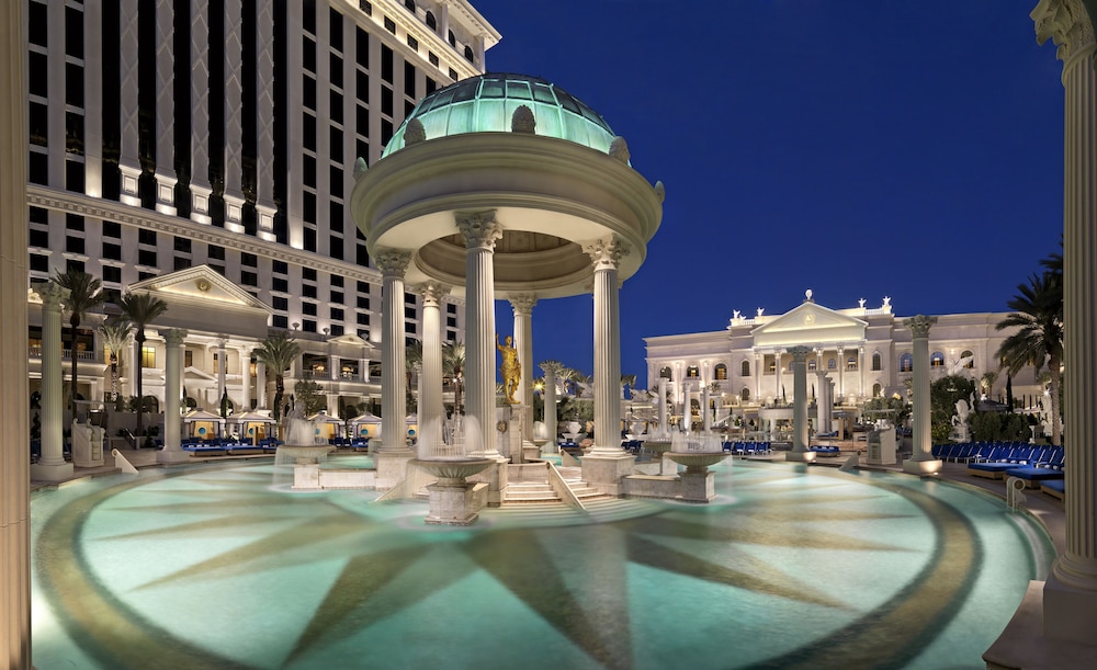 NOBU Las Vegas – A Caesars Rewards Destination — Swimming pool in Las Vegas, Nevada