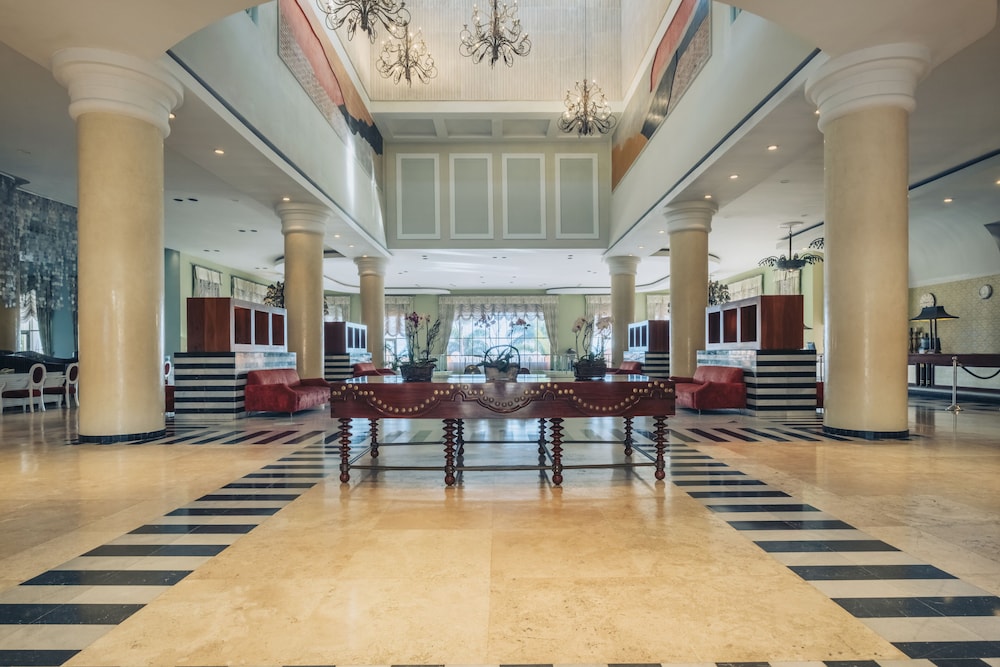 Iberostar Selection Rose Hall Suites - All Inclusive — Hotel building in Montego Bay