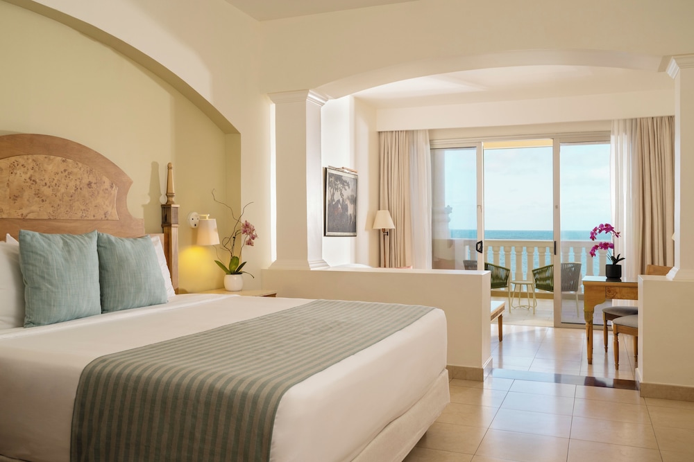 Iberostar Selection Rose Hall Suites - All Inclusive — Hotel rooms in Montego Bay