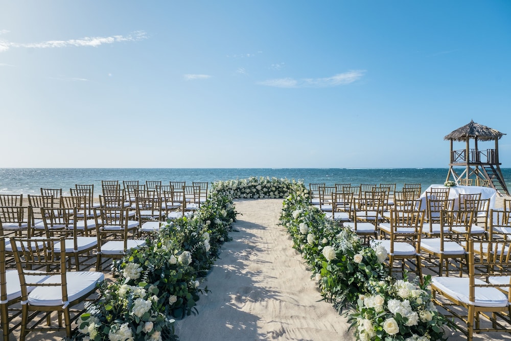 Iberostar Selection Rose Hall Suites - All Inclusive — Beach in Montego Bay