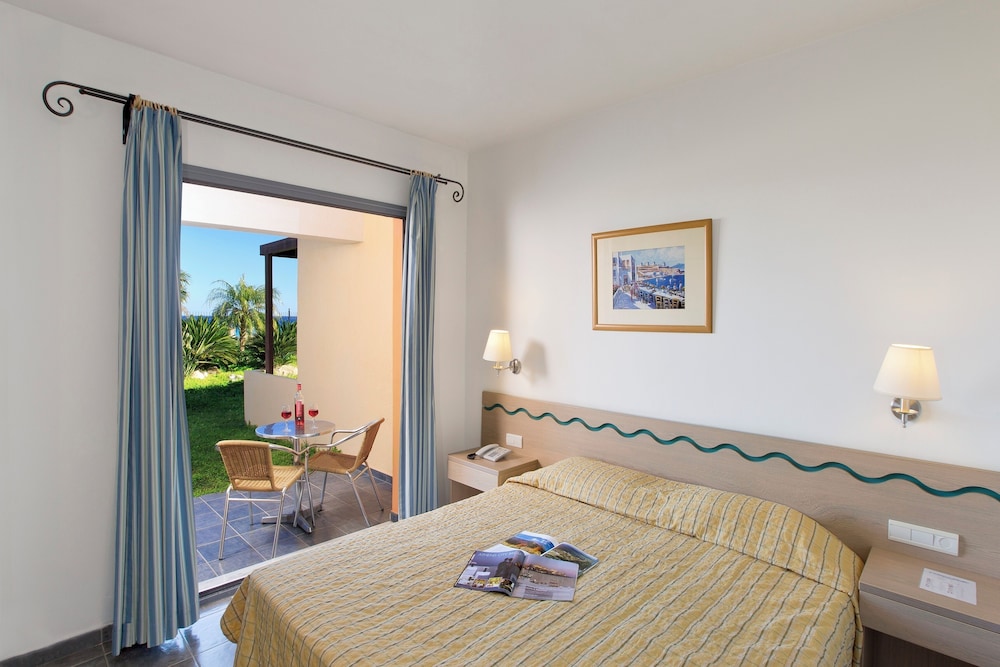 Atlantica Mikri Poli Rhodes - All Inclusive — Hotel rooms in Kolymbia, South Aegean