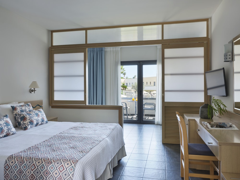 Atlantica Mikri Poli Rhodes - All Inclusive — Hotel rooms in Kolymbia, South Aegean