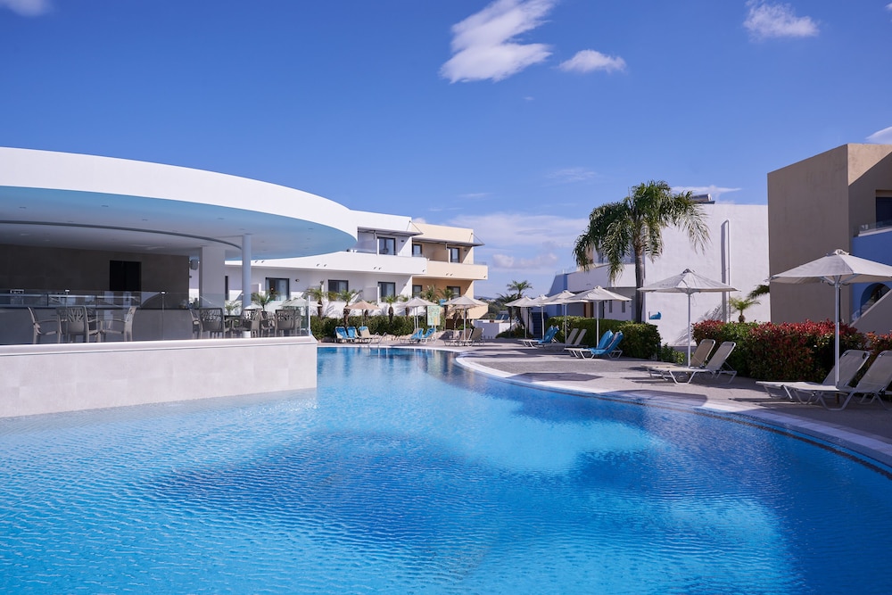 Atlantica Mikri Poli Rhodes - All Inclusive — Swimming pool in Kolymbia, South Aegean