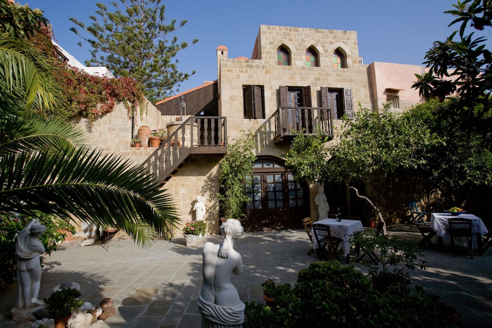 S. Nikolis Historic Boutique Hotel - zdjęcie 2