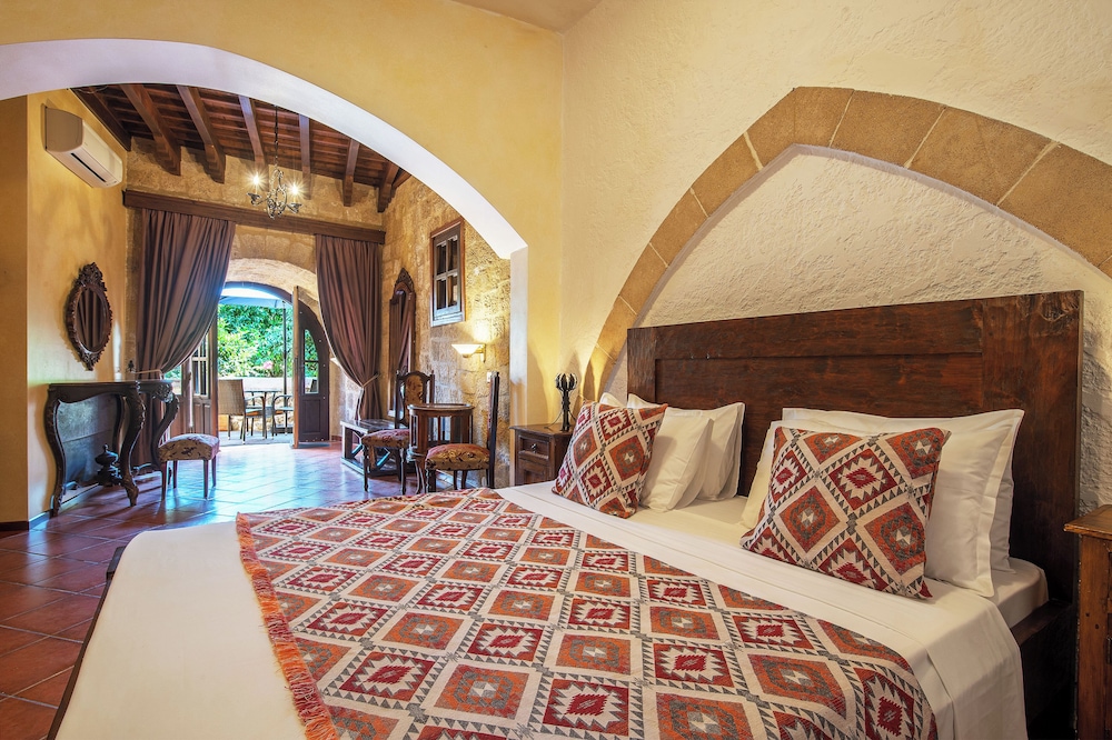 S. Nikolis Historic Boutique Hotel — Hotel rooms in Rhodes Town, South Aegean