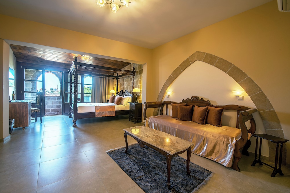S. Nikolis Historic Boutique Hotel — Hotel rooms in Rhodes Town, South Aegean