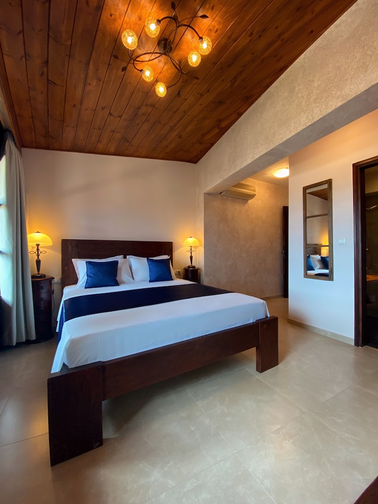S. Nikolis Historic Boutique Hotel — Hotel rooms in Rhodes Town, South Aegean