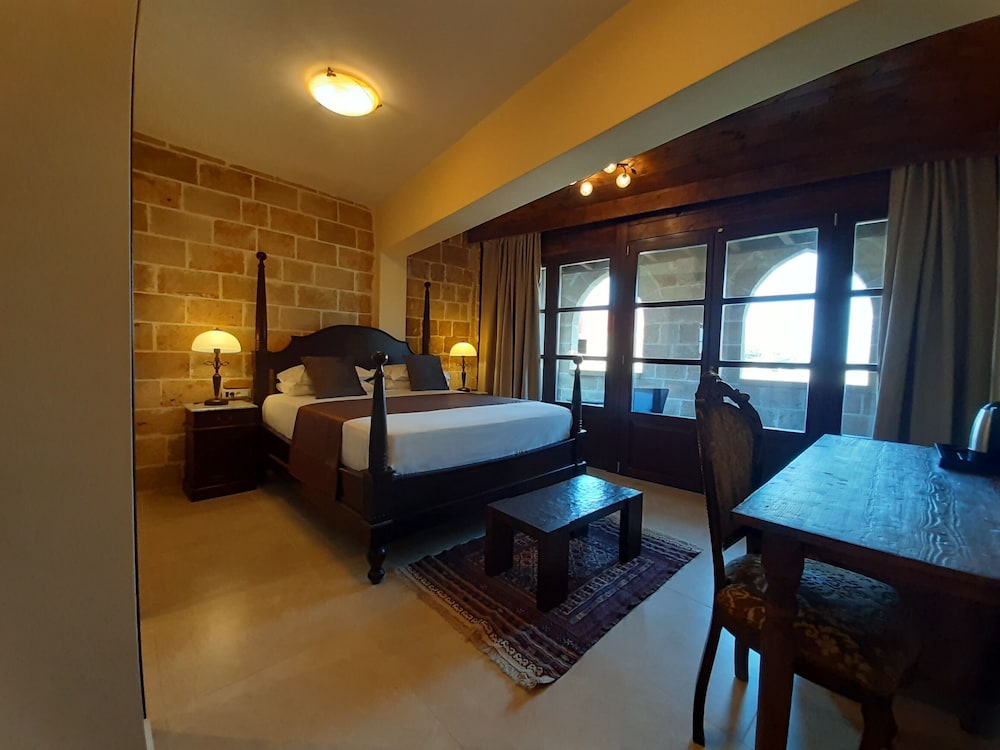 S. Nikolis Historic Boutique Hotel — Hotel rooms in Rhodes Town, South Aegean