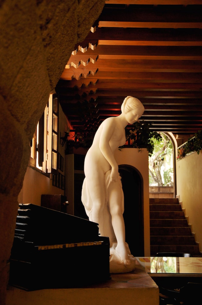 S. Nikolis Historic Boutique Hotel — Hotel building in Rhodes Town, South Aegean