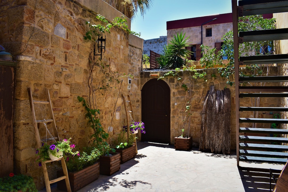 S. Nikolis Historic Boutique Hotel — Hotel building in Rhodes Town, South Aegean