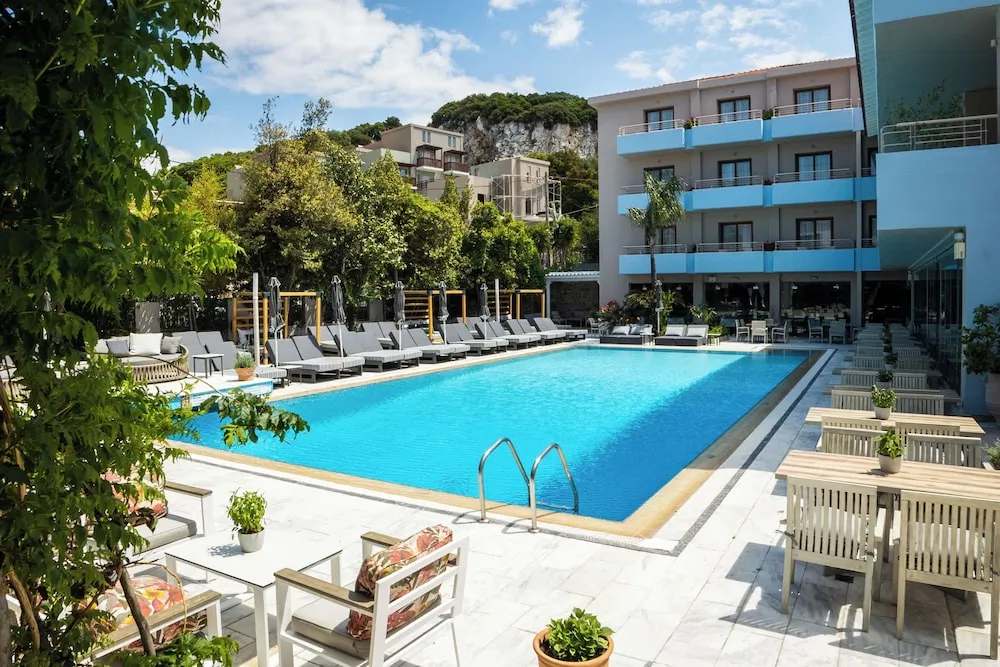 La Piscine Art Hotel - Adults Only