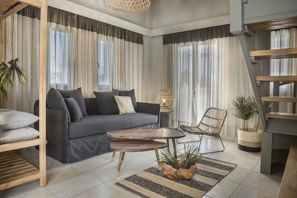 Avithos Resort Apartments Hotel — Hotel rooms in Svoronata, Ionian Islands