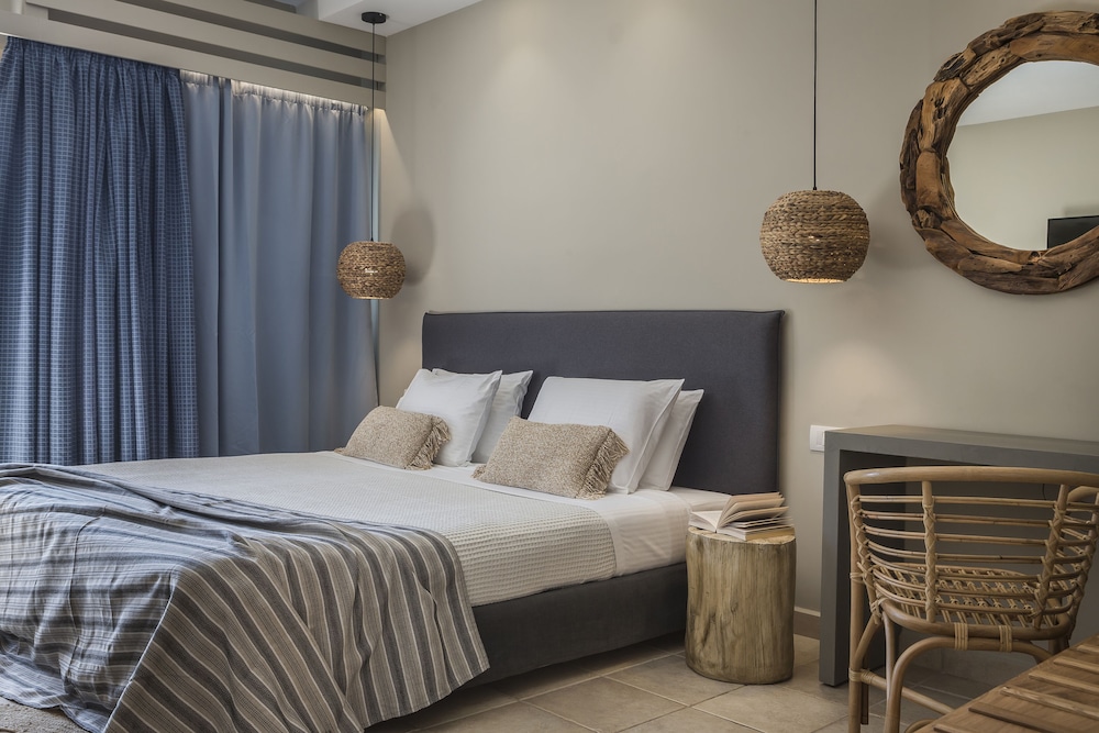 Avithos Resort Apartments Hotel — Hotel rooms in Svoronata, Ionian Islands
