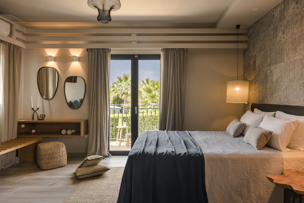 Avithos Resort Apartments Hotel — Hotel rooms in Svoronata, Ionian Islands