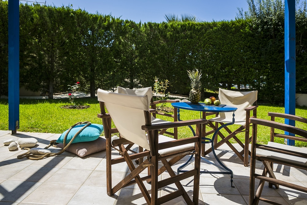 Avithos Resort Apartments Hotel — Restaurant & bars in Svoronata, Ionian Islands