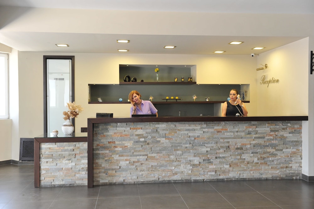Maritime Hotel Aparts — Shared spaces in Kremasti, South Aegean