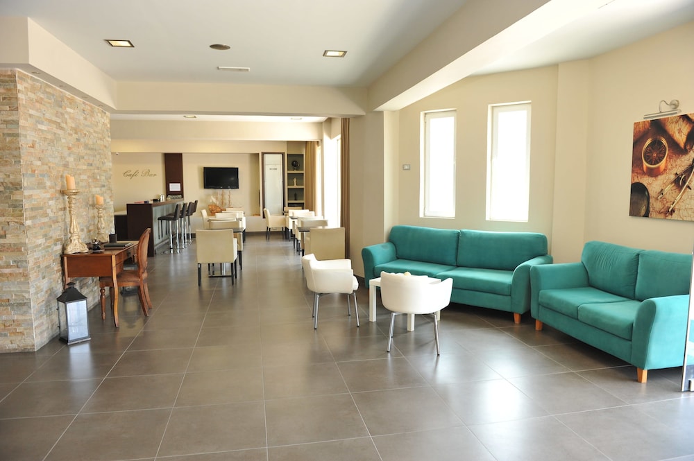Maritime Hotel Aparts — Shared spaces in Kremasti, South Aegean
