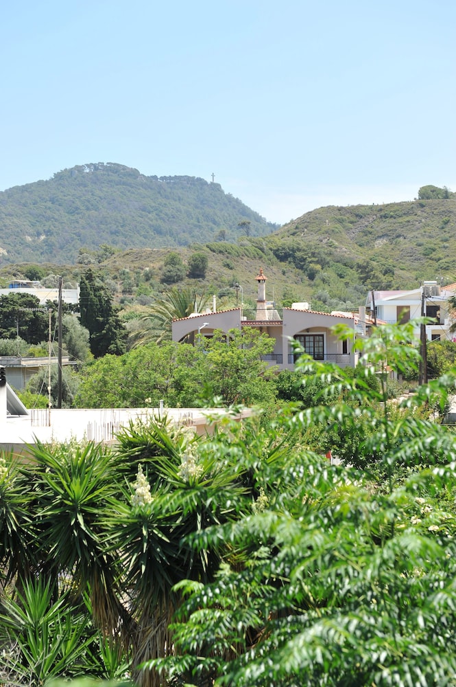 Maritime Hotel Aparts — Outdoor in Kremasti, South Aegean