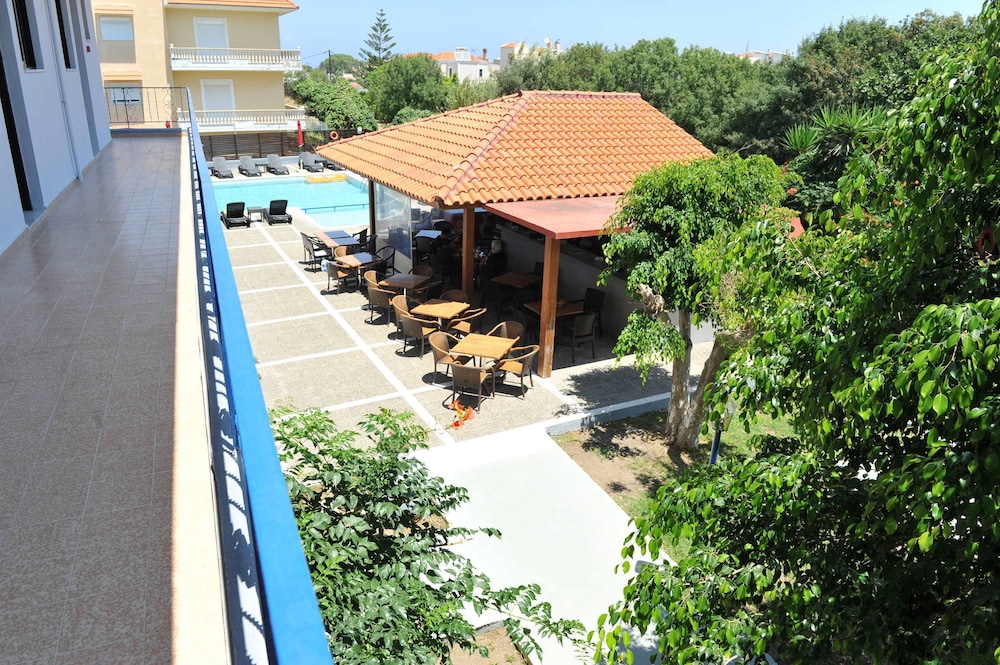 Maritime Hotel Aparts — Restaurant in Kremasti, South Aegean