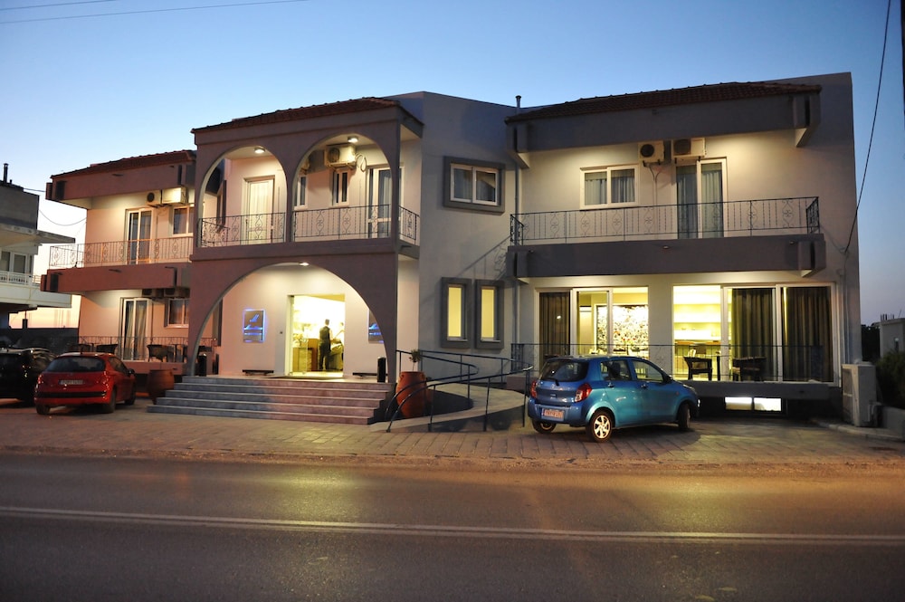 Maritime Hotel Aparts — Outdoor in Kremasti, South Aegean