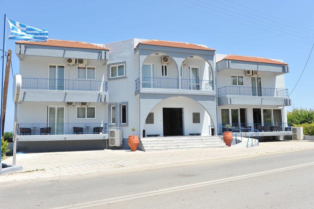 Maritime Hotel Aparts — Outdoor in Kremasti, South Aegean