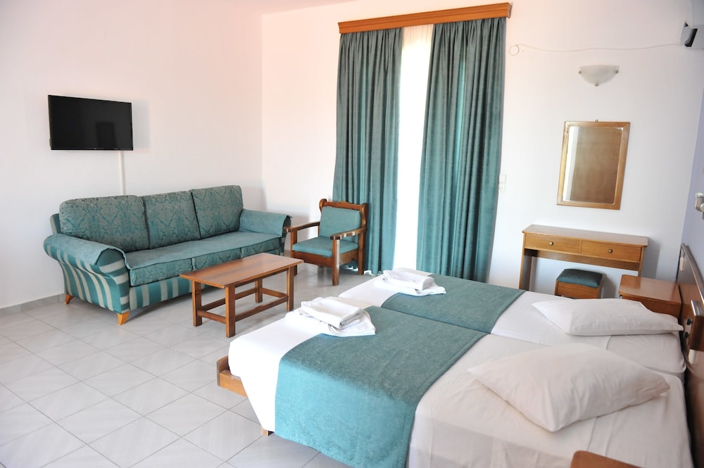 Maritime Hotel Aparts — Rooms in Kremasti, South Aegean