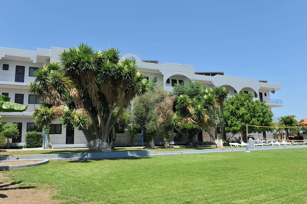 Maritime Hotel Aparts — On-site activities in Kremasti, South Aegean
